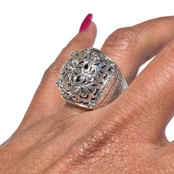 Konstantino .925 Sterling Silver Domed Face with Etched Scroll Designs Ring - Picture 4 of 16